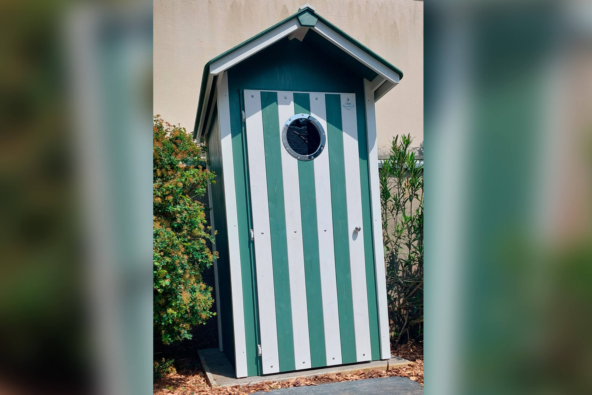 Cabine à l'ouest - Cabines de plage en bois